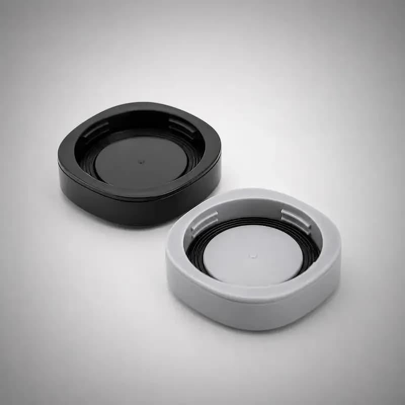درپوش زیرین پایه شیکر روبیس RB451 در دو رنگ مشکی و سفید از نمای نزدیک